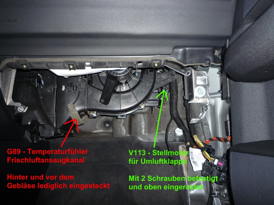 Anleitung Ausbau Stellmotoren der Klima - Seite 2 - Technik - Audi A2 Club  Deutschland