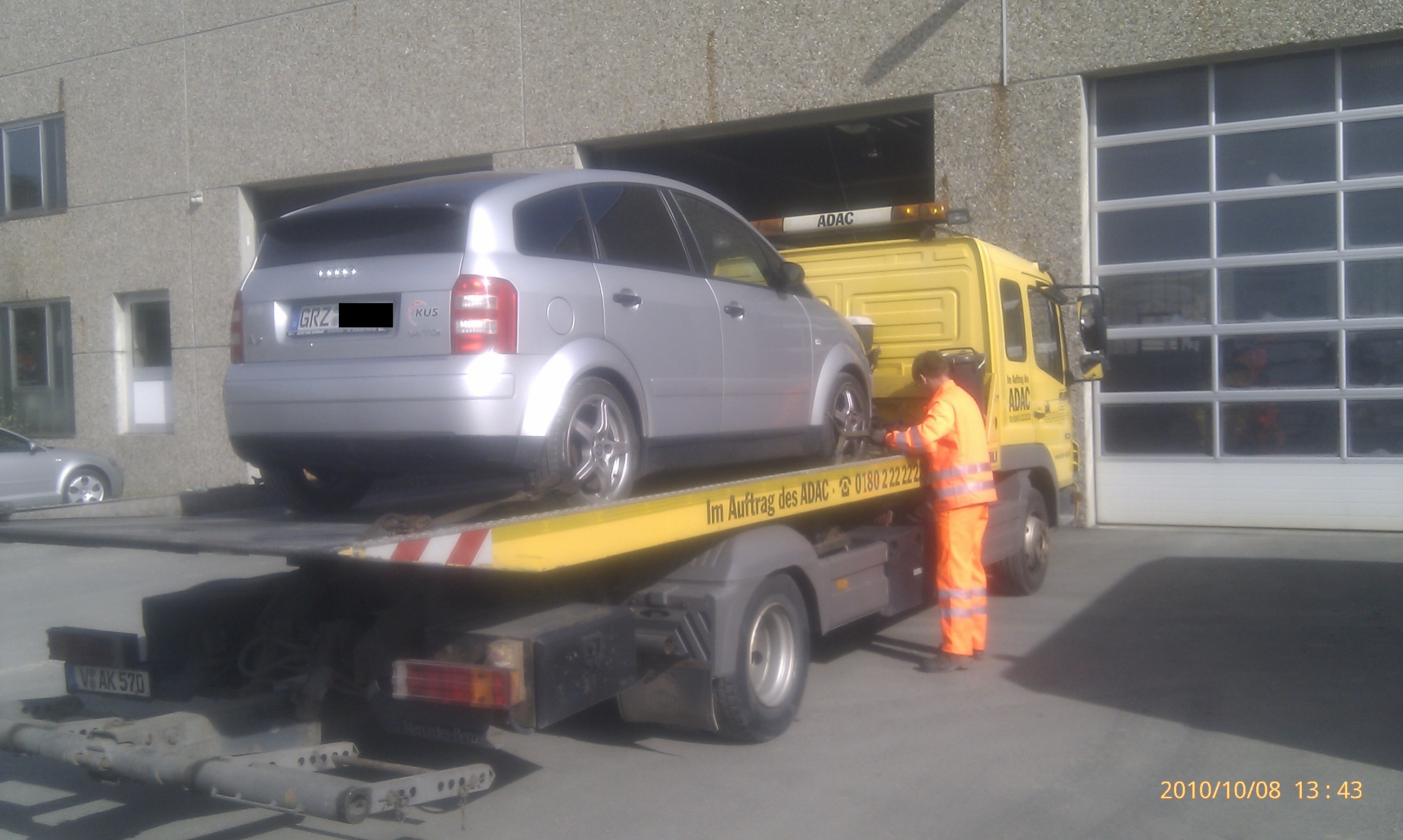 ADAC, die gelben Engel - Verbraucherberatung - Audi A2 ...