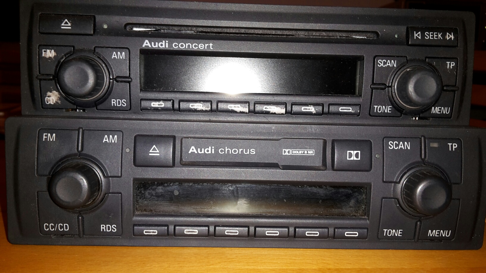 Originalradio Audi Concert 2 bringt keinen Ton raus - HIFI - Handy - NAVI -  Audi A2 Club Deutschland