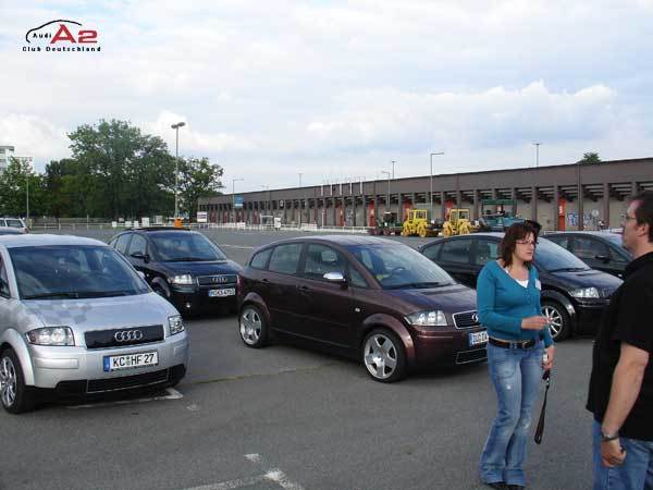 vor der Deutschlandhalle