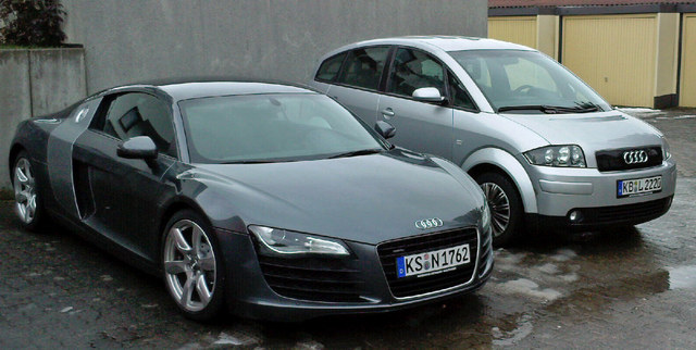 Audi A2 VS Audi R8