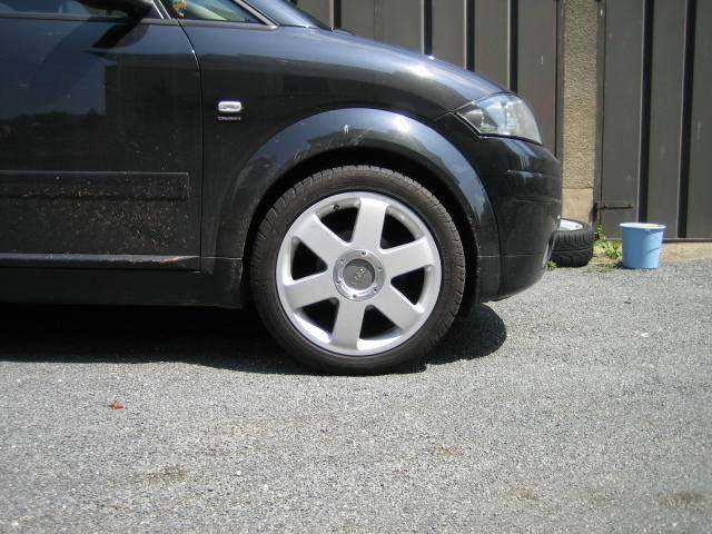 Meiner mit TT-Felgen und 225/45 R17