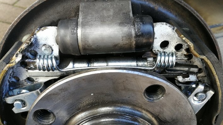 Differenz Bremskraft HA zu groß 1.2 TDI - kein TÜV - Technik - Audi A2 Club  Deutschland