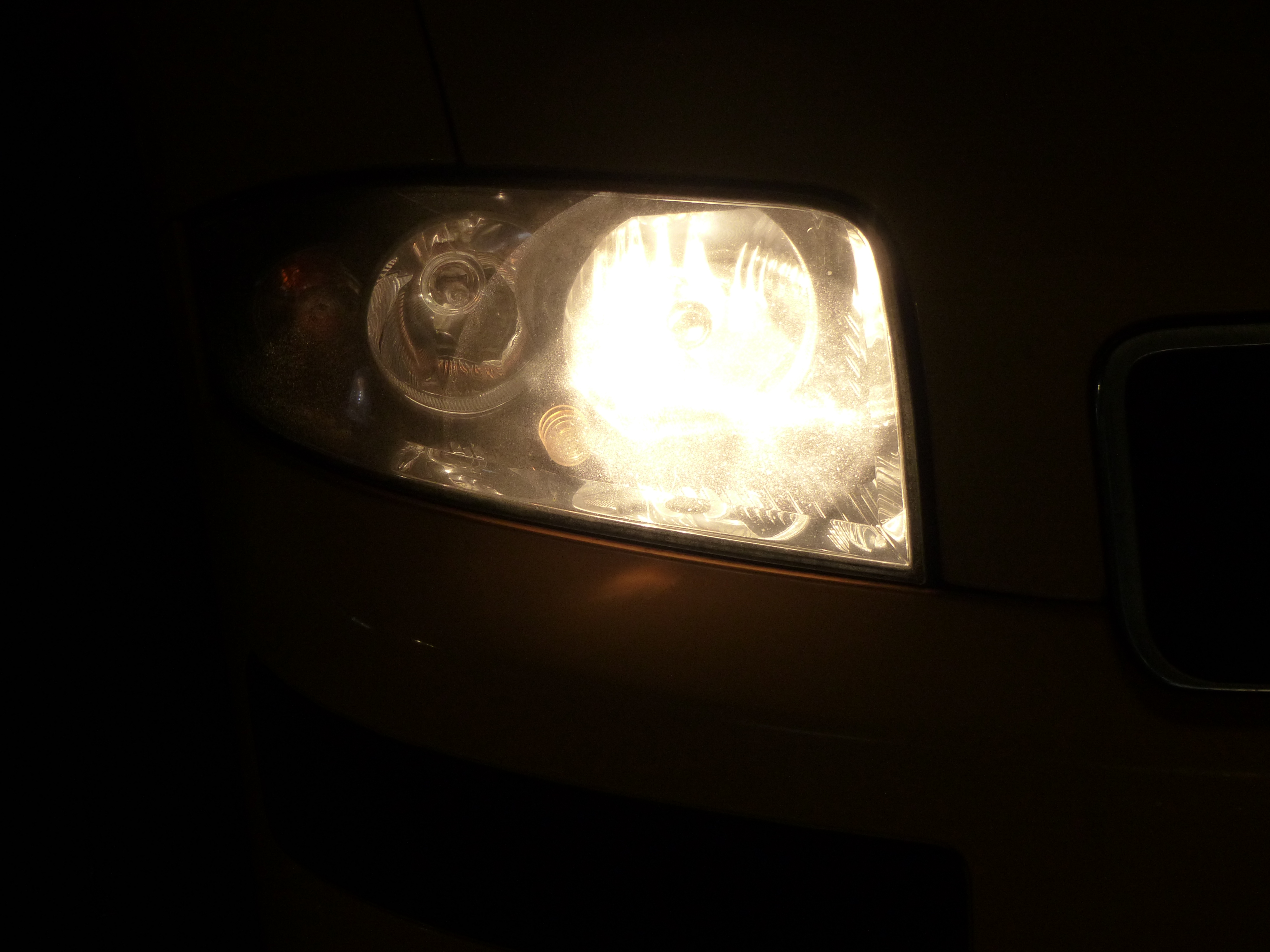 LED anstelle H7 - Seite 3 - Ausstattungen & Umbauten - Audi A2 Club  Deutschland