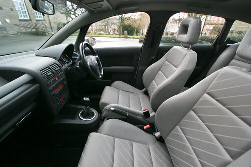 audi sports seat.jpg